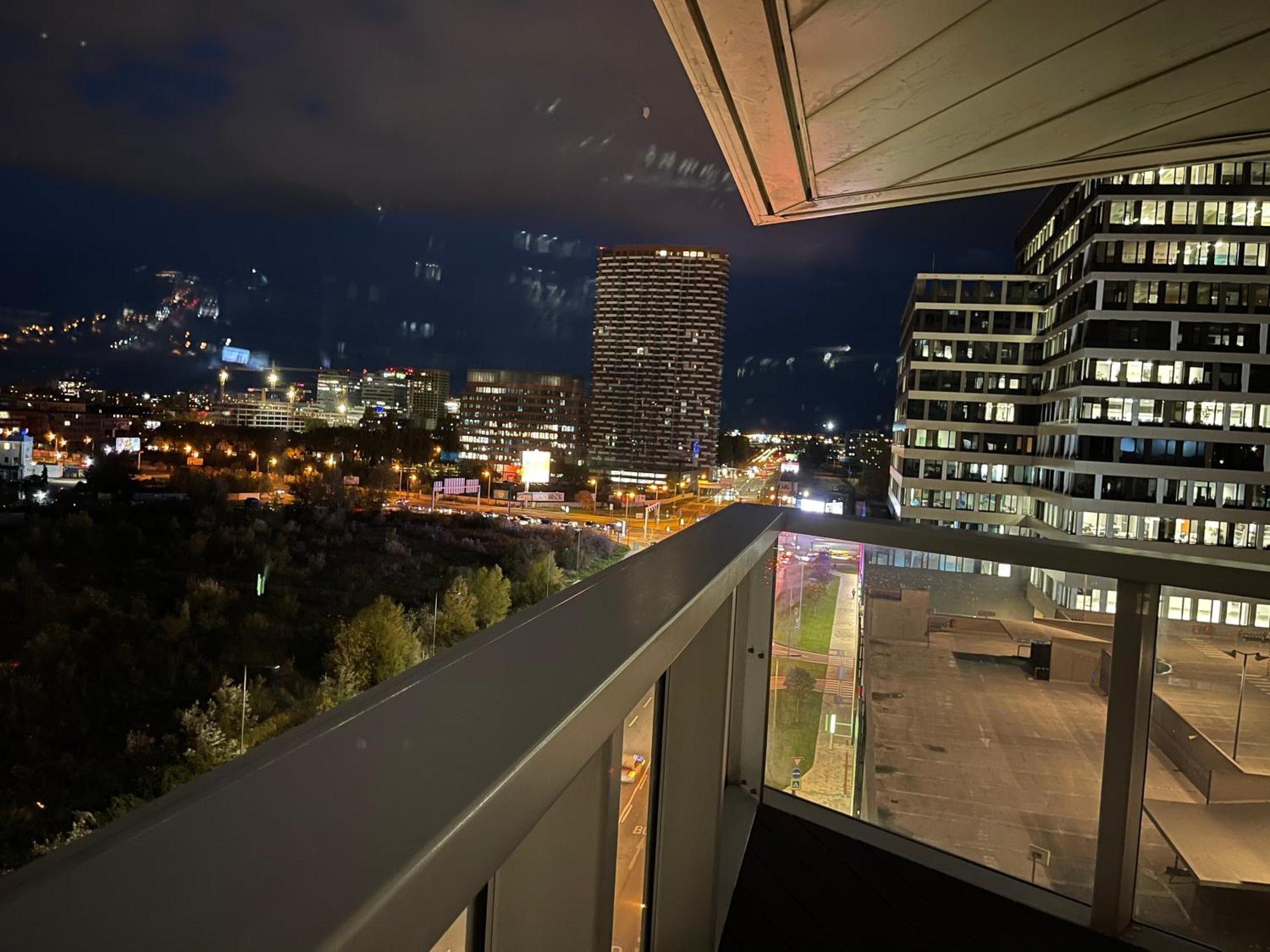 Sag Panorama City Apartment 3 Rooms Free Parking Free Wifi Bratislava Esterno foto