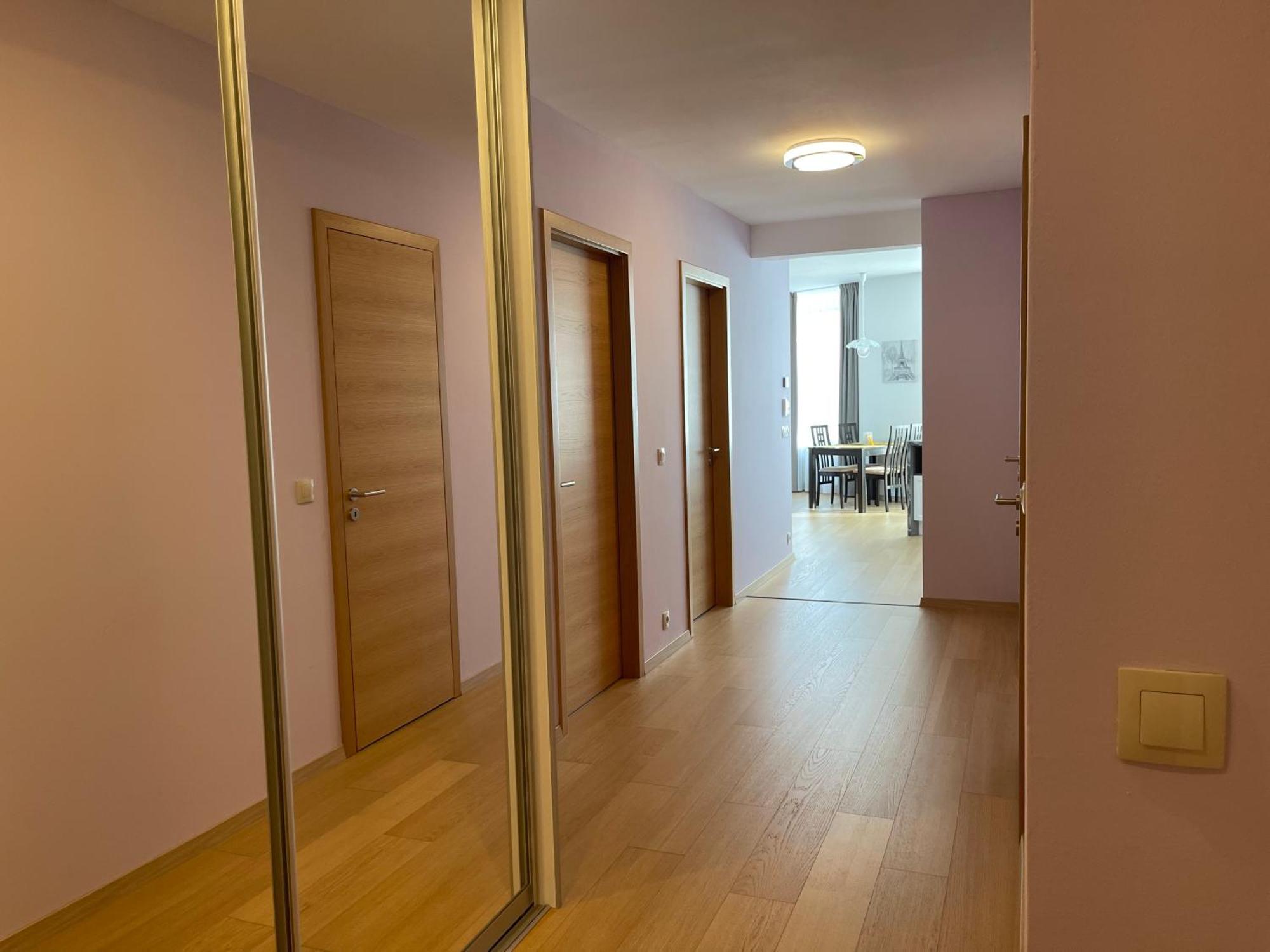 Sag Panorama City Apartment 3 Rooms Free Parking Free Wifi Bratislava Esterno foto